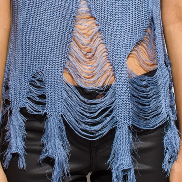 CASUAL DOLLZ Distressed Top ❤ LAST 1 ❤ - Picture 3 of 3